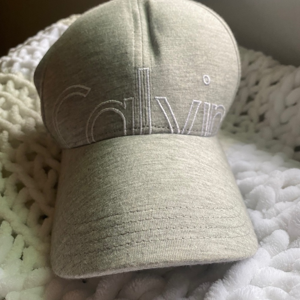 NEW. calvin klien baseball hat